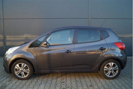 Kia Venga - 1.4 CVVT ExecutiveLine Trekhaak| Lmv| Navigatie| Panoramadak - 1