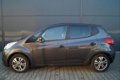 Kia Venga - 1.4 CVVT ExecutiveLine Trekhaak| Lmv| Navigatie| Panoramadak - 1 - Thumbnail