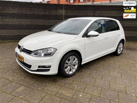 Volkswagen Golf - 1.6 TDI Highline BlueMotion - NIEUWE APK - ELEKTRISCHE SPIEGELS - VELGEN - 1