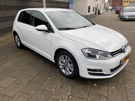 Volkswagen Golf - 1.6 TDI Highline BlueMotion - NIEUWE APK - ELEKTRISCHE SPIEGELS - VELGEN - 1