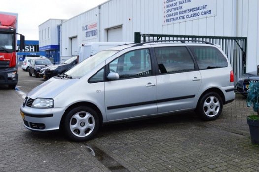 Seat Alhambra - 1.8-20VT Signo - 1