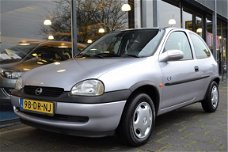 Opel Corsa - 1.2i-16V Strada | Stuurbekrachtiging | Radio/CD | 68.658 km |