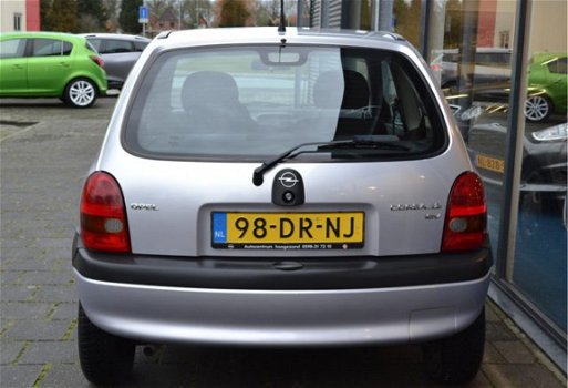 Opel Corsa - 1.2i-16V Strada | Stuurbekrachtiging | Radio/CD | 68.658 km | - 1