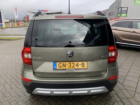 Skoda Yeti Outdoor - 1.2 TSI Adventure Navigatie, Cruise Control, PDC, Climate, 17-LM - 1