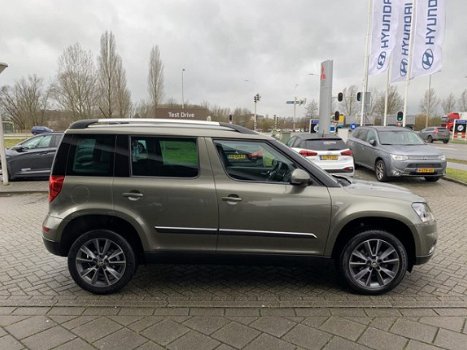 Skoda Yeti Outdoor - 1.2 TSI Adventure Navigatie, Cruise Control, PDC, Climate, 17-LM - 1