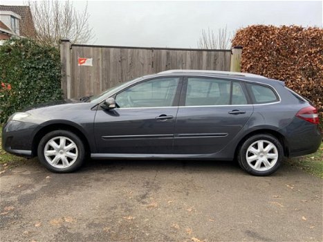 Renault Laguna - 1.5 dCi Dynamique 2010 Navigatie cruisecontrol , climate - 1