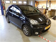 Toyota Aygo - 1.0-12V Dynamic Navigator