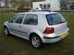 Volkswagen Golf - 1 - Thumbnail