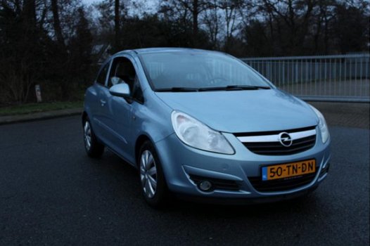 Opel Corsa - 1.0-12V Enjoy AIRCO - 1