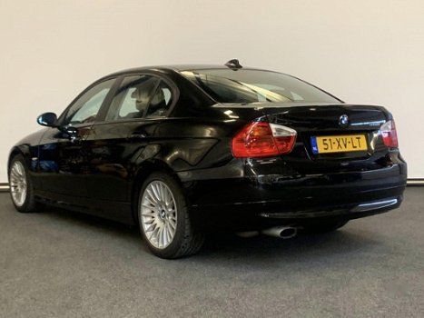 BMW 3-serie - 318i Business Line , AUTOMAAT, NAVI - 1