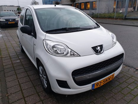 Peugeot 107 1.0 2011 5 deurs airco - 4