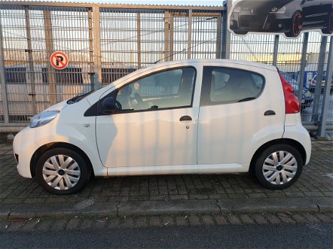 Peugeot 107 1.0 2011 5 deurs airco - 6