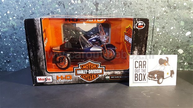 Harley davidson 2001 FLHRC Road king classic 1:18 Maisto - 0