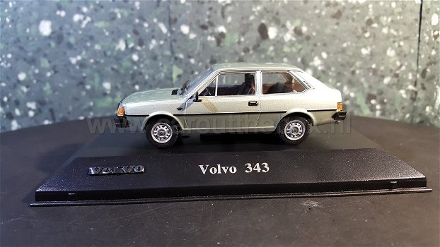 Volvo 343 grijs 1:43 Atlas - 0