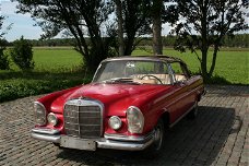 Mercedes 220SE  Cabriolet  / oldtimer