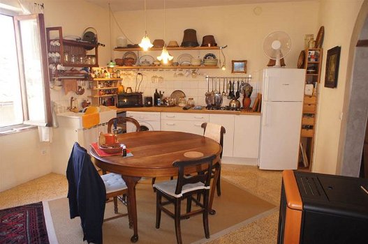 TOSCANE : vakantiehuis in middeleeuws dorp chiusdino 89000€ - 5