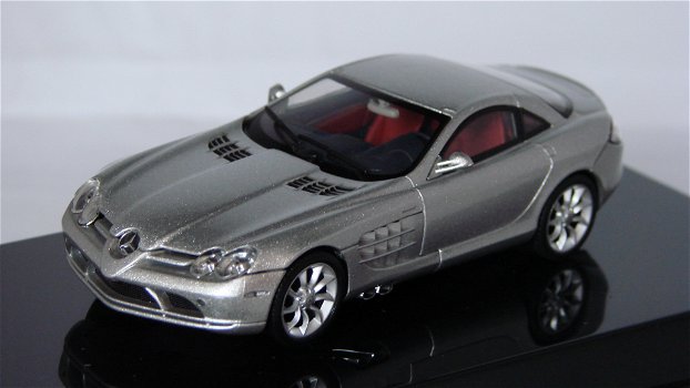 Auto Art Mercedes SLR Mc Laren 1:43 - 1