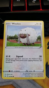 Wooloo 152/202 Common Sword & Shield - 0