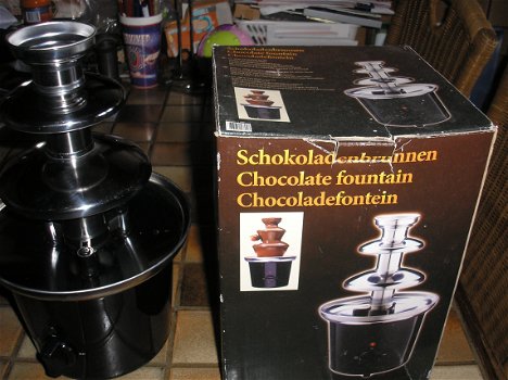Chocolade fontein- nieuw - in de verpakking - 0