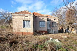 Een goedkope te renoveren woning in Dobrich