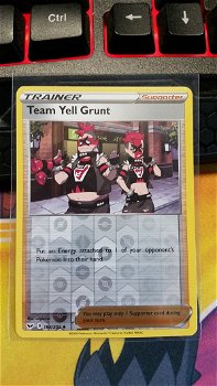 Team Yell Grunt 184/202 (reverse) Sword & Shield - 0