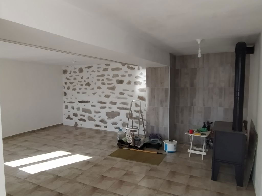 Een volledig gerenoveerde vrijstaande woning op groot stuk grond - Afbeelding 2