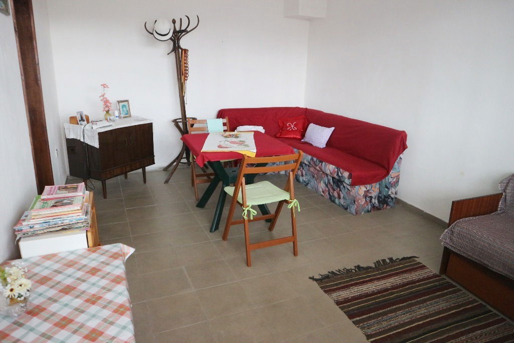 Een woonhuis met 1 verdieping in het dorp Tankovo - Afbeelding 5