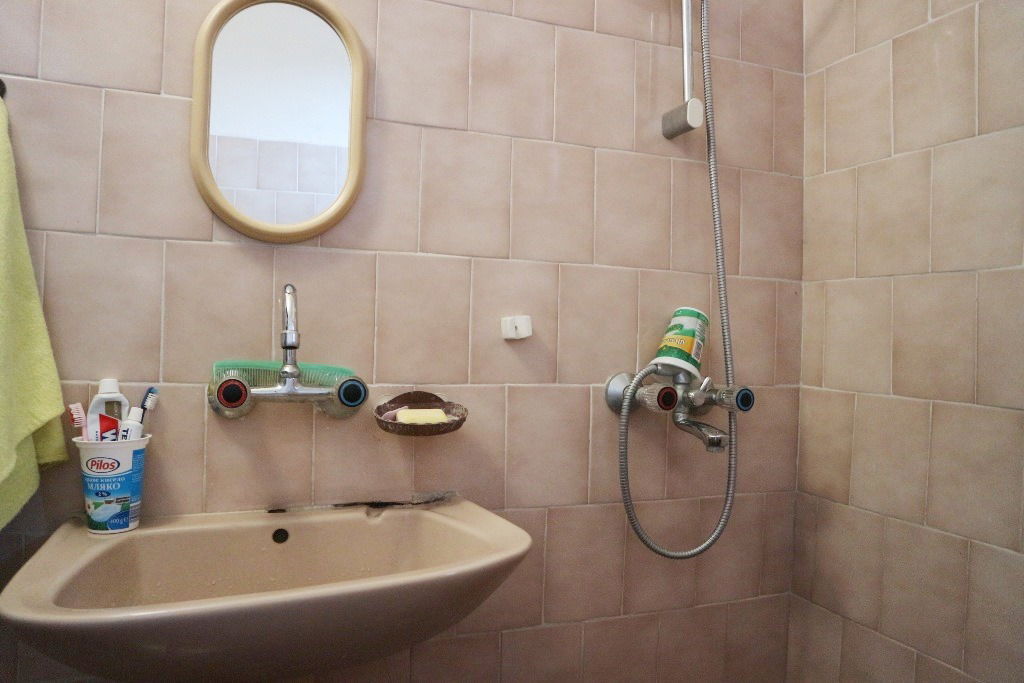Een woonhuis met 1 verdieping in het dorp Tankovo - Afbeelding 6
