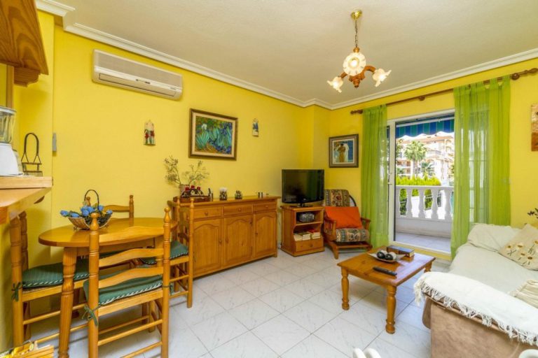 Uw eigen Appartement in LA MATA aan zwembad en bij zandstrand - Afbeelding 7