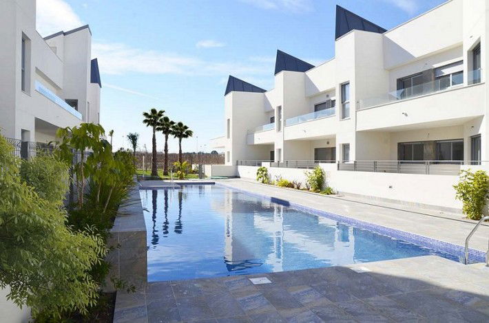 Nieuwe ontwikkeling van herenhuizen op slechts 300 meter van de zee (Costa Blanca) - nr. 1