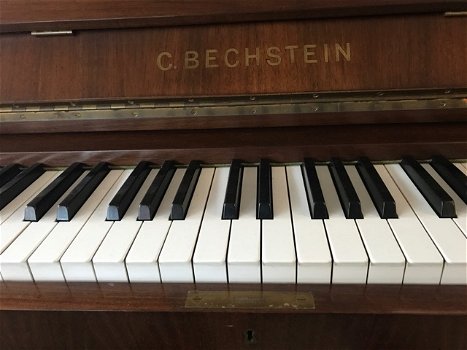 C. Bechstein piano, noten gesatineerd, - 1