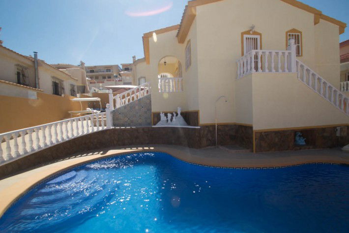 Vrijstaande villa met een zeer exotisch ontwerp aan de Costa Blanca - Afbeelding 8