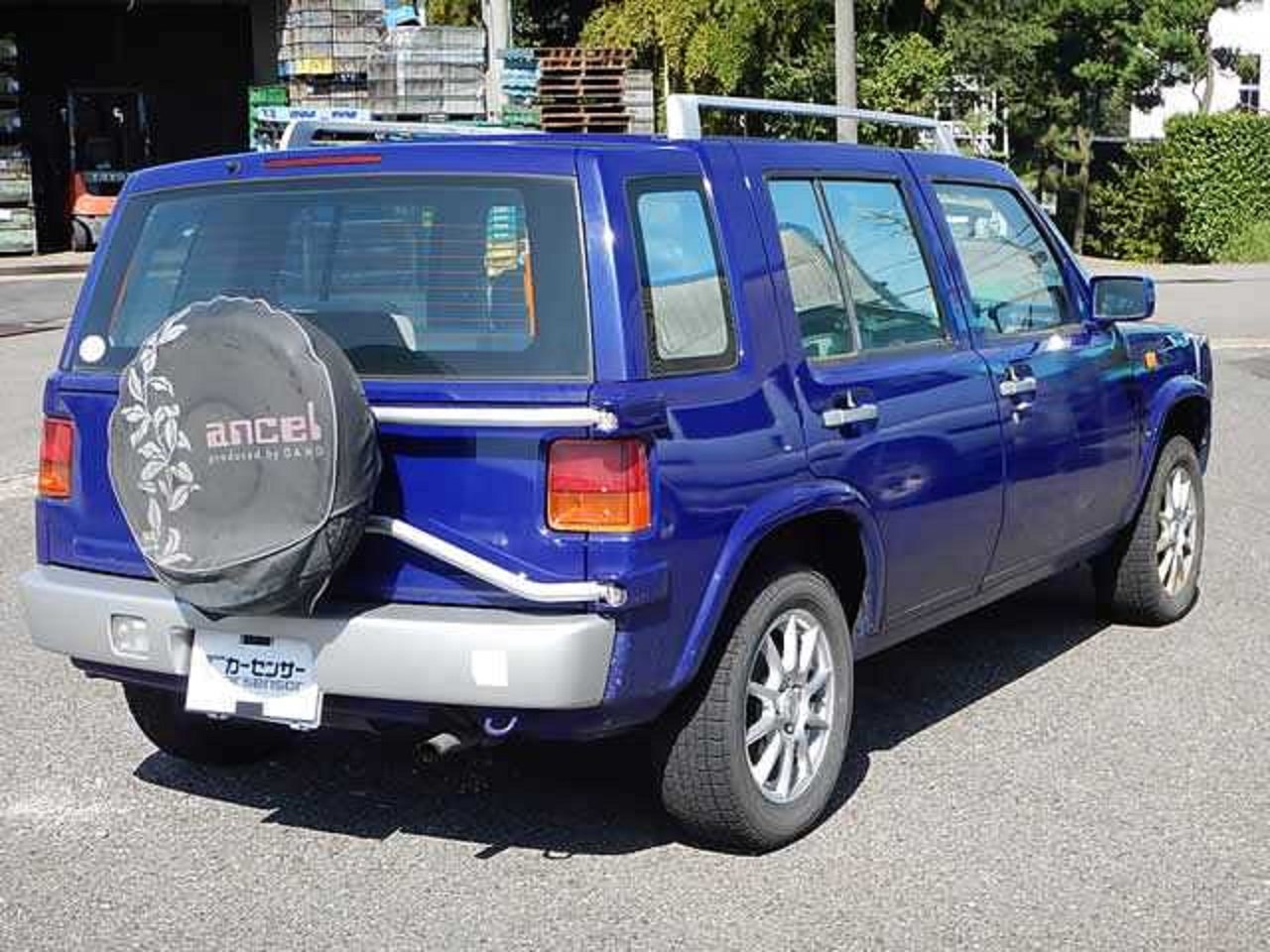 Unieke Nissan Rasheen 4x4 - Afbeelding 5