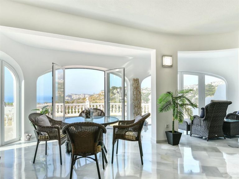 Uw gerenoveerde Villa in MORAIRA met super zeezicht en ruim eigen zwembad - Afbeelding 3