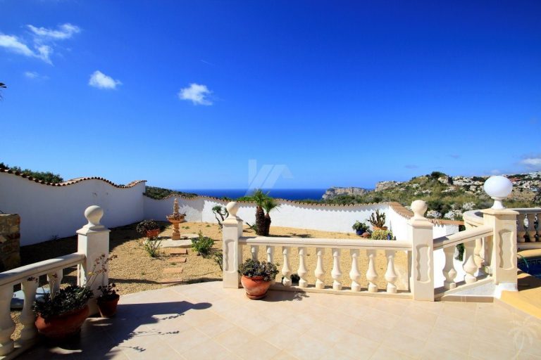 Uw gerenoveerde Villa in MORAIRA met super zeezicht en ruim eigen zwembad - Afbeelding 8
