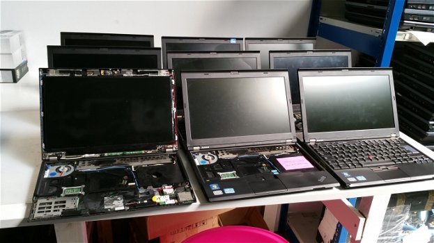 Partij i5 i7 laptops - 4