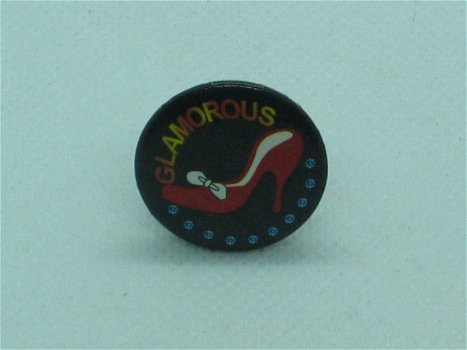 Button Glamorous - 2