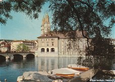 Zwitserland Zurich Blick auf Wasserkirche