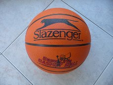 Slazenger basketbal.