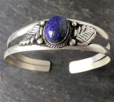 Tibetaans zilveren open armband met Lapis Lazuli - 0