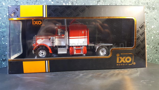 Peterbilt 359 1973 rood / wit 1:43 Ixo - 3