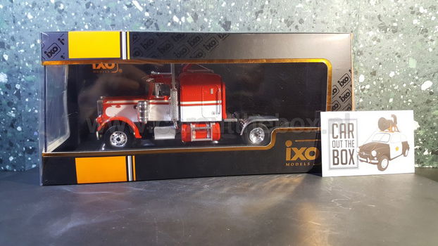 Peterbilt 359 1973 rood / wit 1:43 Ixo - 4