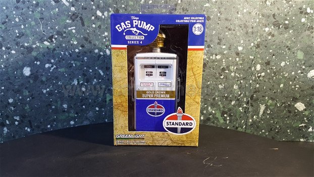 1954 Tokheim 350 twin gas pump Golden Crown oil 1:18 Greenlight - 2