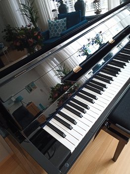 PIANO ZWART, HOOGGLANS, ZO GOED ALS NIEUW. - 4