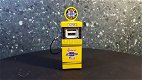 Chevrolet Genuine parts gas pump 1:18 Greenlight - 0 - Thumbnail