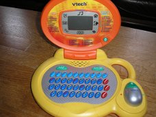 Vtech kindercomputer - zeer leerzaam - met cijfers - met letters - met spellen en muziek
