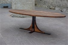 Walnoten ovale tafel 200x100cm Meubelfabriek Westra