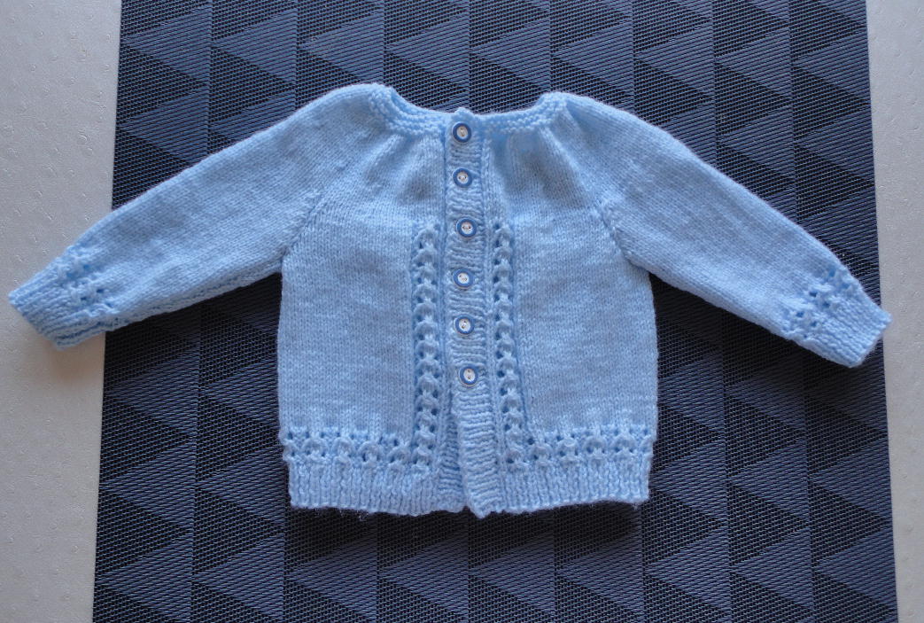 043 blauw vestje ca. maat 62 - nr. 1
