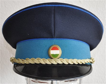 Politiepet politie officier Hongarije , pet - 0