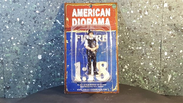 Diorama figuur UK Police men 1:18 - 2